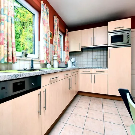 Dom wakacyjny Chic In Durbuy With Sauna *