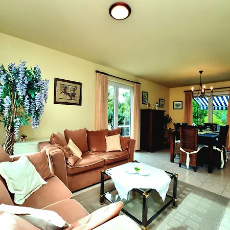 Chic In Durbuy With Sauna Vesin